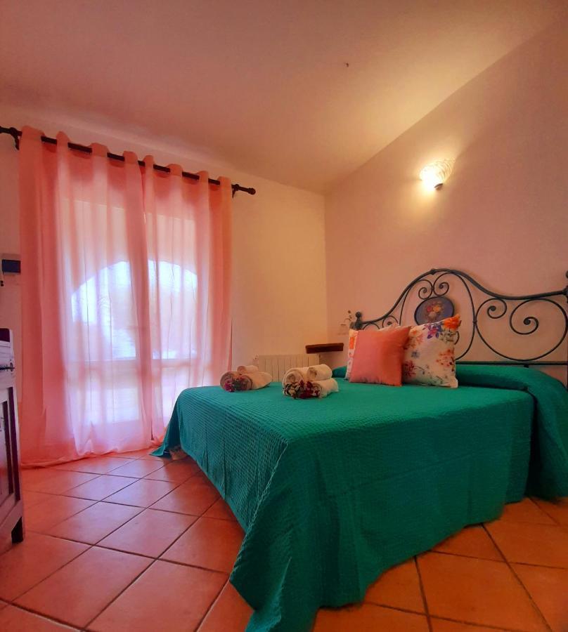 Villatramontistella Suite Capoliveri  Exteriör bild
