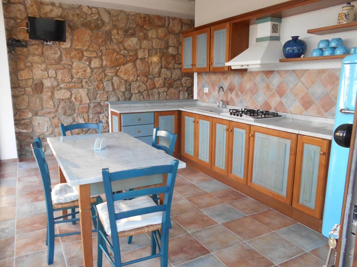 Villatramontistella Suite Capoliveri  Exteriör bild