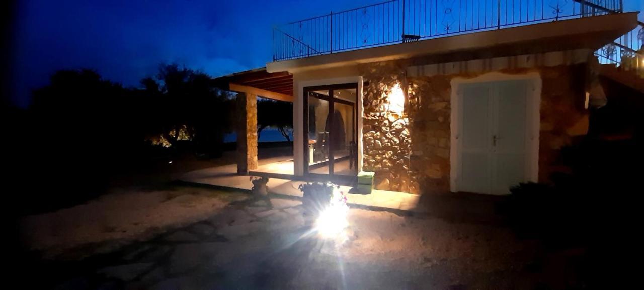Villatramontistella Suite Capoliveri  Exteriör bild