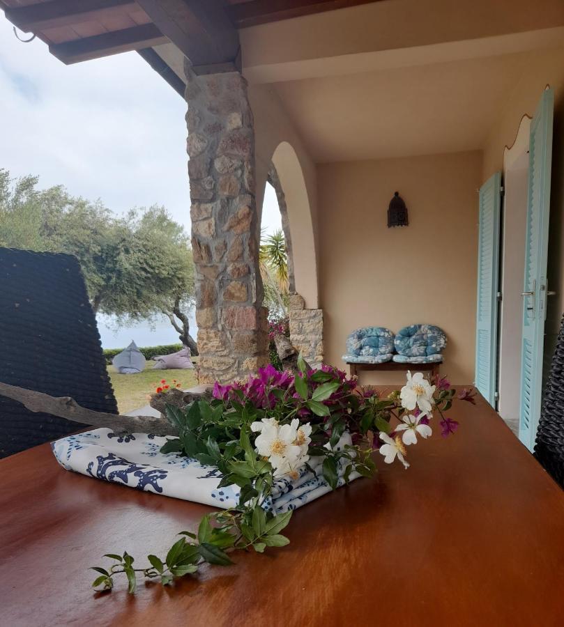 Villatramontistella Suite Capoliveri  Exteriör bild